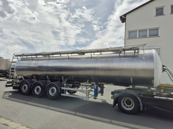 28.850 Liter Tankvolumen 